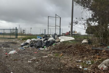 Rifiuti abbandonati di proposito: grave emergenza ambientale tra Borgo Montello e Sant’Ilario